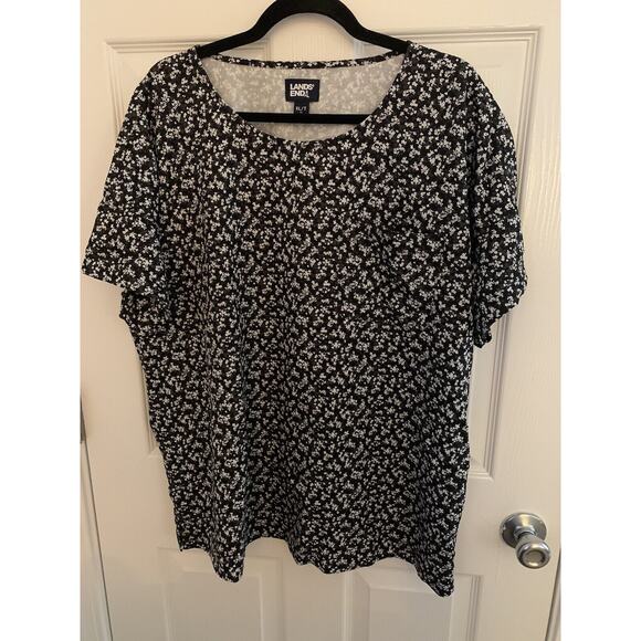 Lands End Black And White Floral XLT Pocket Tshirt - Picture 1 of 8